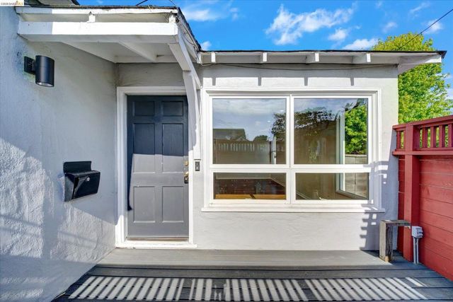 645 31St St, Richmond, CA 94804
