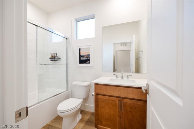 9696 Starlight Ridge Avenue, Las Vegas, NV 89148