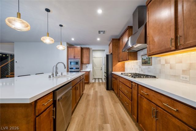 9696 Starlight Ridge Avenue, Las Vegas, NV 89148