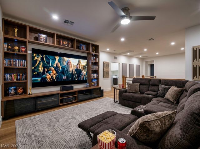 9696 Starlight Ridge Avenue, Las Vegas, NV 89148