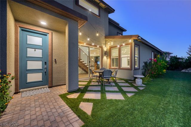 9696 Starlight Ridge Avenue, Las Vegas, NV 89148