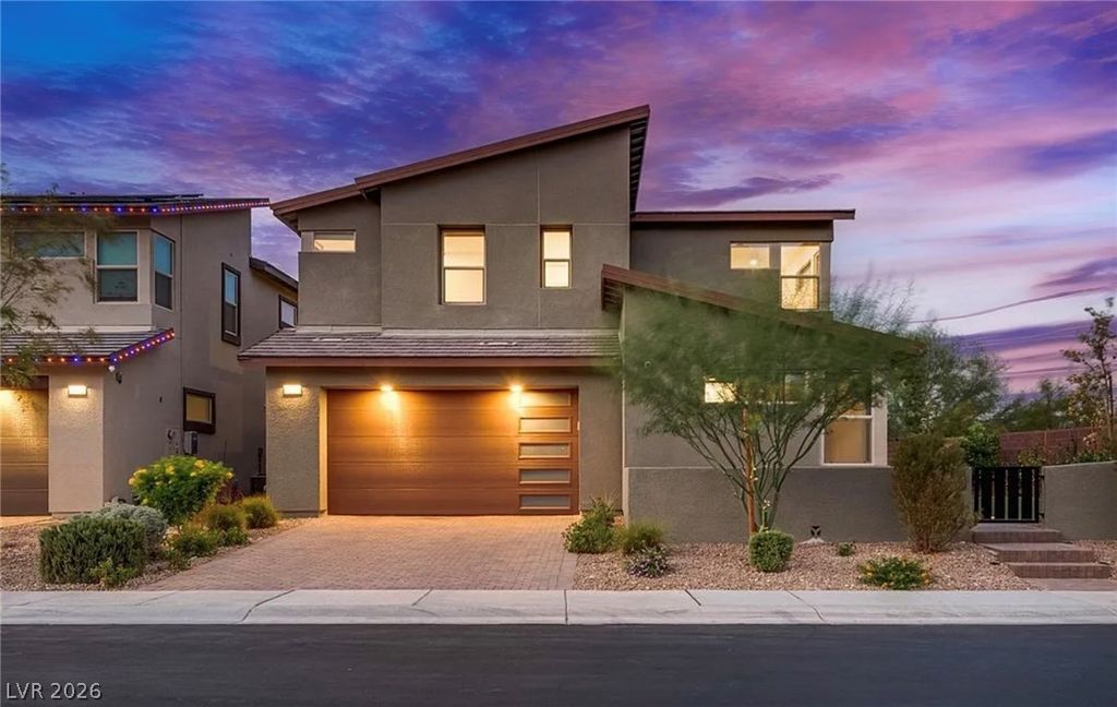 9696 Starlight Ridge Avenue, Las Vegas, NV 89148