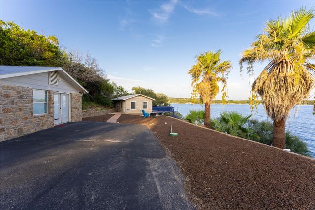 603 Waterway LN, Burnet, TX 78611