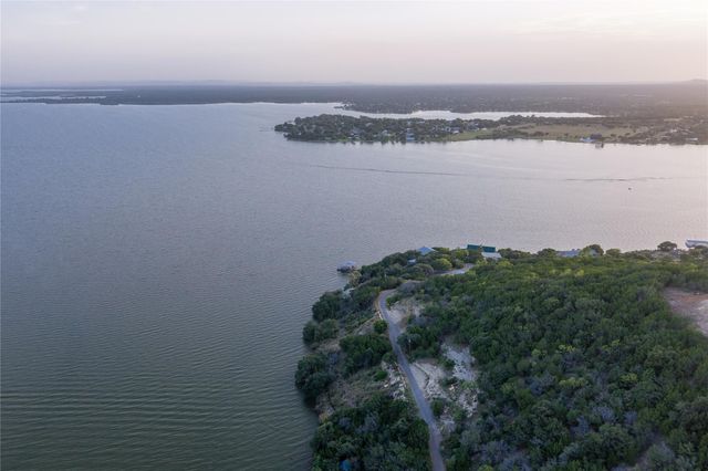 603 Waterway LN, Burnet, TX 78611