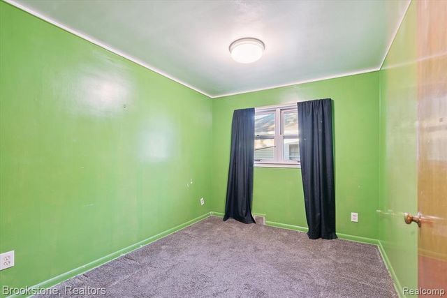 18383 Hazelwood Street, Roseville, MI 48066