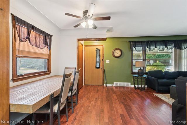 18383 Hazelwood Street, Roseville, MI 48066