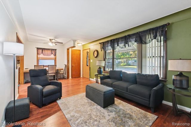 18383 Hazelwood Street, Roseville, MI 48066