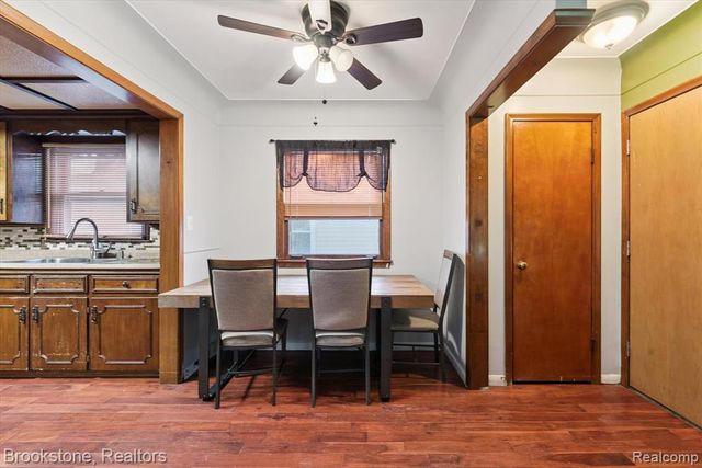 18383 Hazelwood Street, Roseville, MI 48066