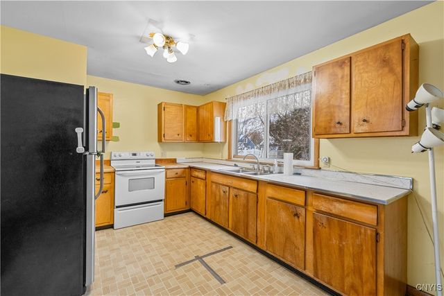 108 Dwight Drive, Rome, NY 13440