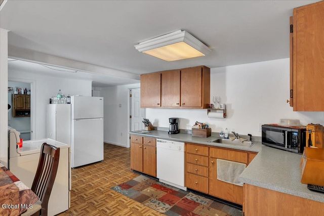 120 Weatherwax Road, Poestenkill, NY 12140