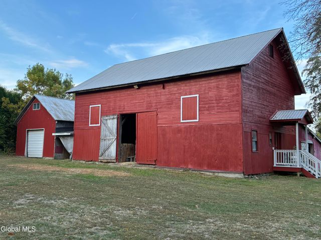 120 Weatherwax Road, Poestenkill, NY 12140