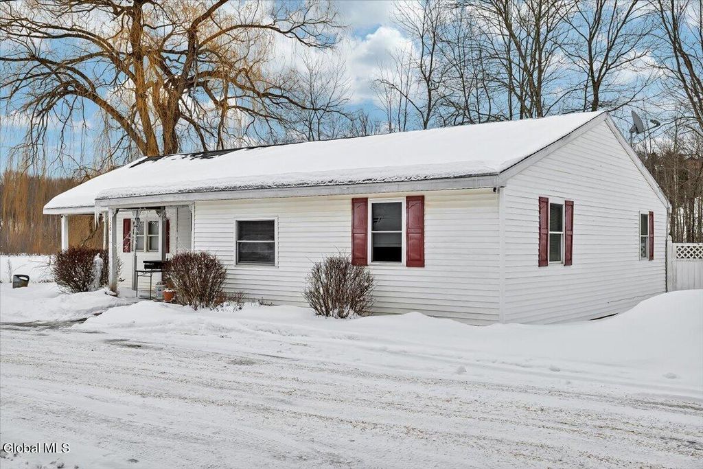 120 Weatherwax Road, Poestenkill, NY 12140