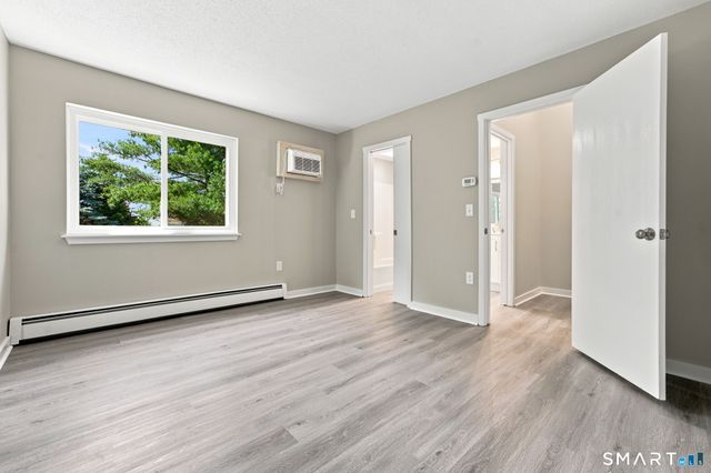 60 Old Town Road 190, Vernon, CT 06066