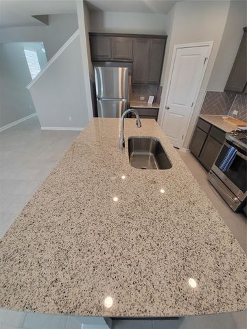 345 Aqua Springs Aly, Leander, TX 78641