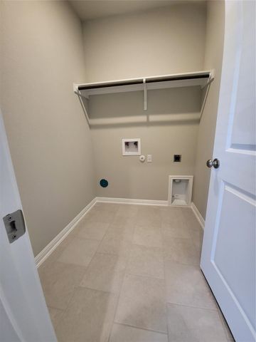 345 Aqua Springs Aly, Leander, TX 78641