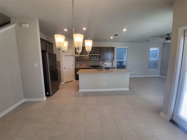 345 Aqua Springs Aly, Leander, TX 78641