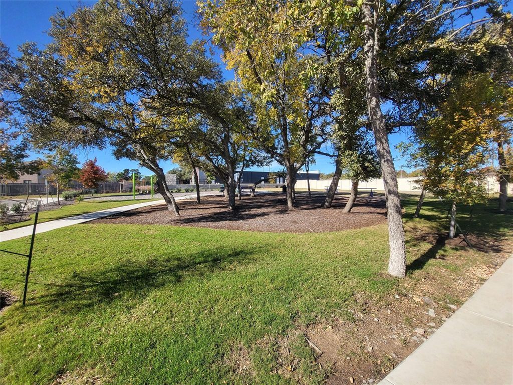 345 Aqua Springs Aly, Leander, TX 78641
