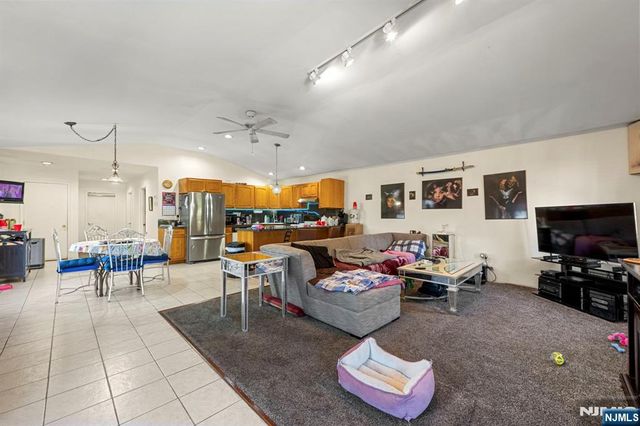 214 Palisade Avenue, Garfield, NJ 07026