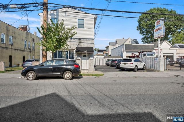 214 Palisade Avenue, Garfield, NJ 07026