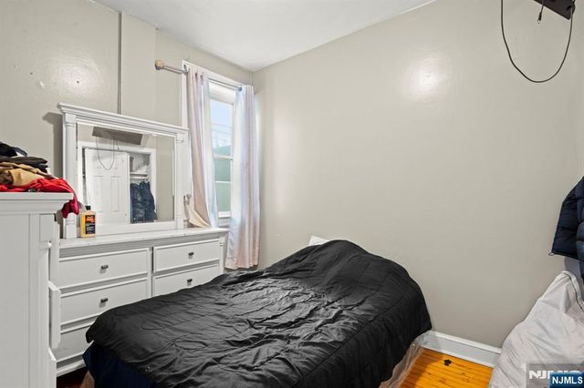 214 Palisade Avenue, Garfield, NJ 07026