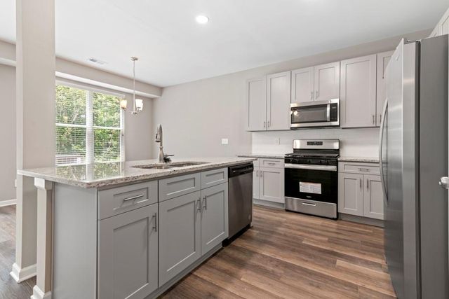1006 Valley Rock Drive, Lithonia, GA 30058