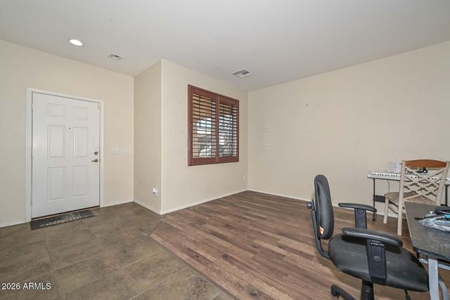 6924 W CARSON Road, Laveen, AZ 85339