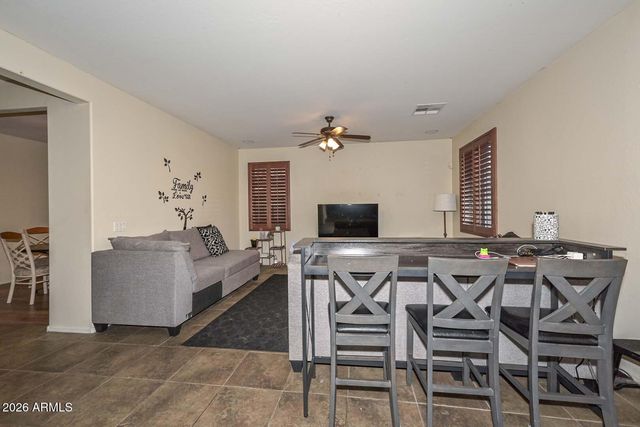 6924 W CARSON Road, Laveen, AZ 85339