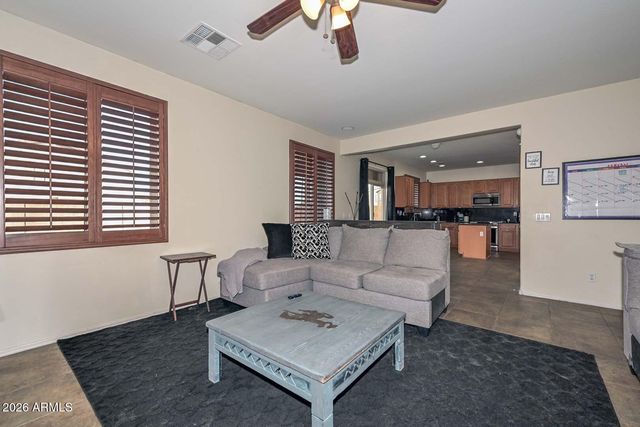 6924 W CARSON Road, Laveen, AZ 85339