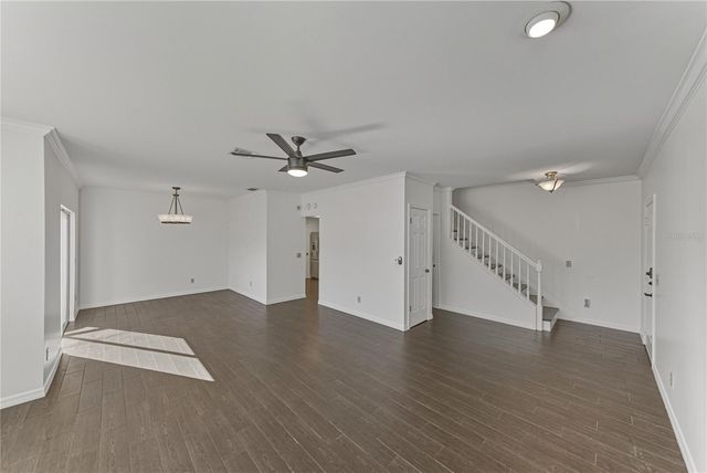 307 S BUNGALOW PARK AVENUE B, Tampa, FL 33609