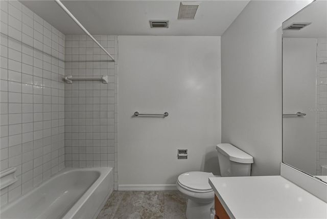 307 S BUNGALOW PARK AVENUE B, Tampa, FL 33609