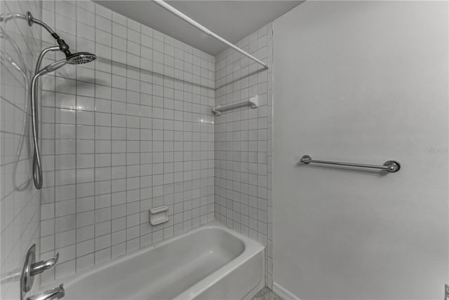 307 S BUNGALOW PARK AVENUE B, Tampa, FL 33609