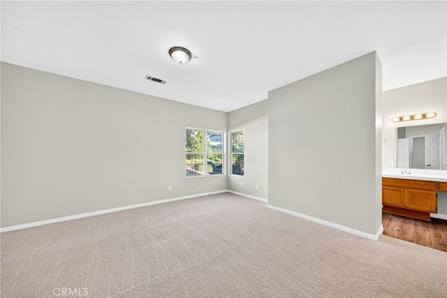 704 Chandler W, Highland, CA 92346