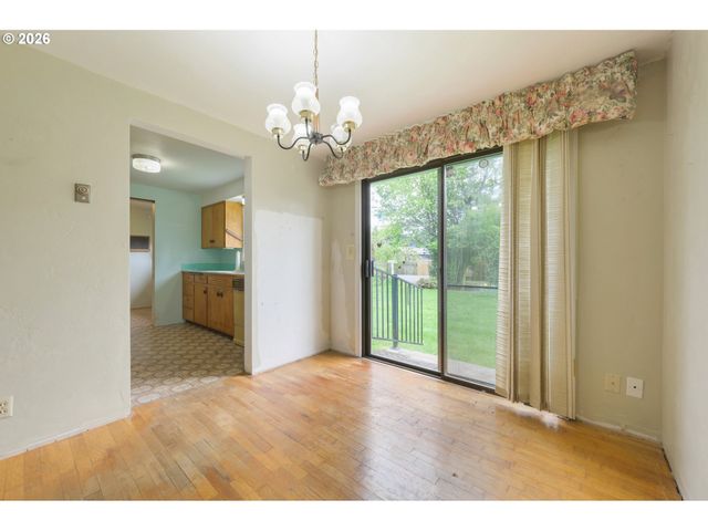 2028 MONTEREY Ln, Eugene, OR 97401