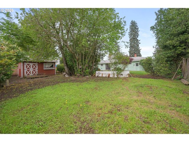 2028 MONTEREY Ln, Eugene, OR 97401