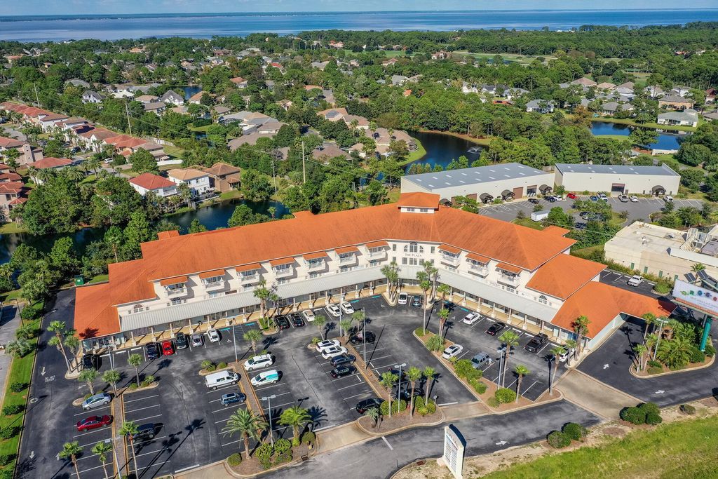 4507 Furling Lane 307, Destin, FL 32541