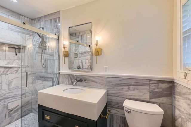 1713 Mariposa DR, Austin, TX 78741