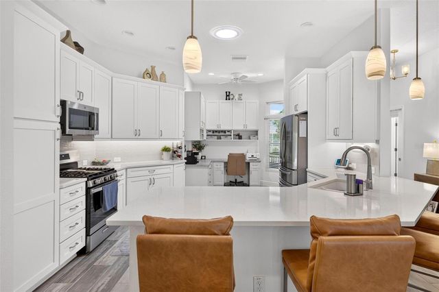912 HUBBARD LOOP, The Villages, FL 32163
