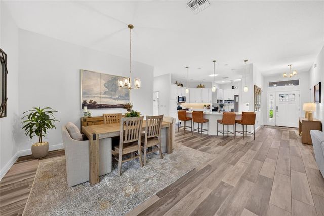 912 HUBBARD LOOP, The Villages, FL 32163