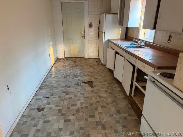 4527 S Waco Avenue, Tulsa, OK 74107