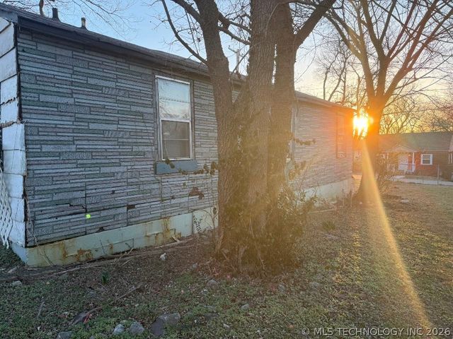 4527 S Waco Avenue, Tulsa, OK 74107