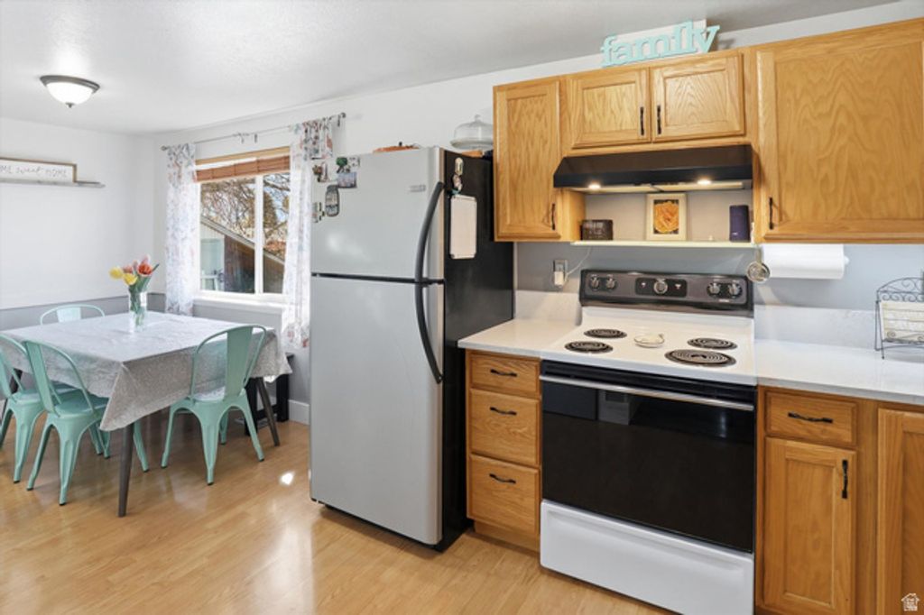 Image 9 of property listing at 149 W 925 S, Garland, UT 84312