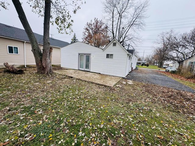 6156 Roselawn Avenue, Columbus, OH 43232