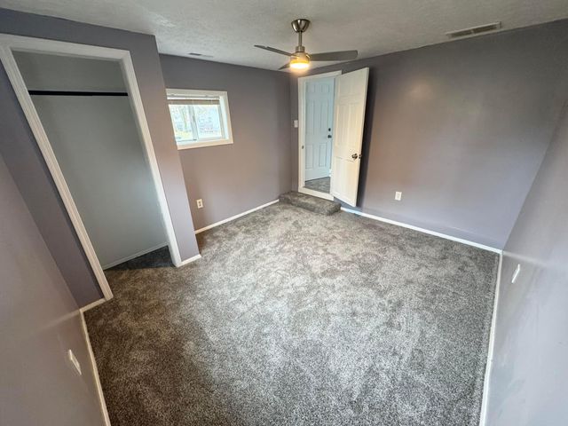 6156 Roselawn Avenue, Columbus, OH 43232