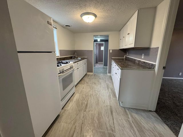 6156 Roselawn Avenue, Columbus, OH 43232