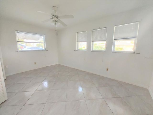3010 SE 18TH PLACE, Cape Coral, FL 33904