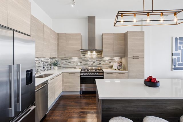 1124 W Adams Street 5E, Chicago, IL 60607