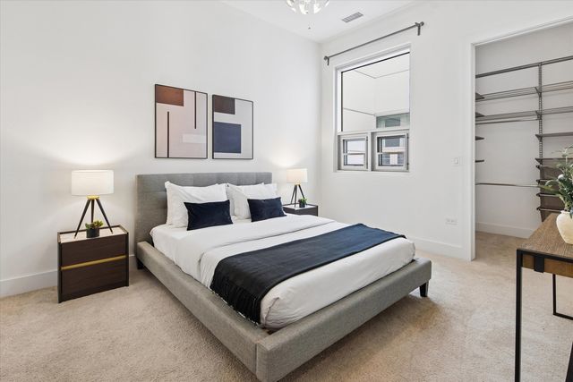 1124 W Adams Street 5E, Chicago, IL 60607
