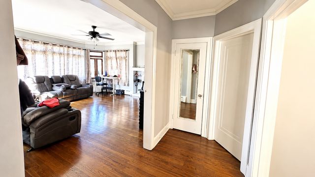 3005 W 55th Street, Chicago, IL 60632