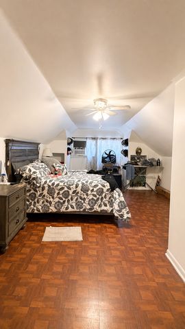 3005 W 55th Street, Chicago, IL 60632
