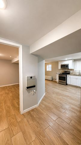 3005 W 55th Street, Chicago, IL 60632